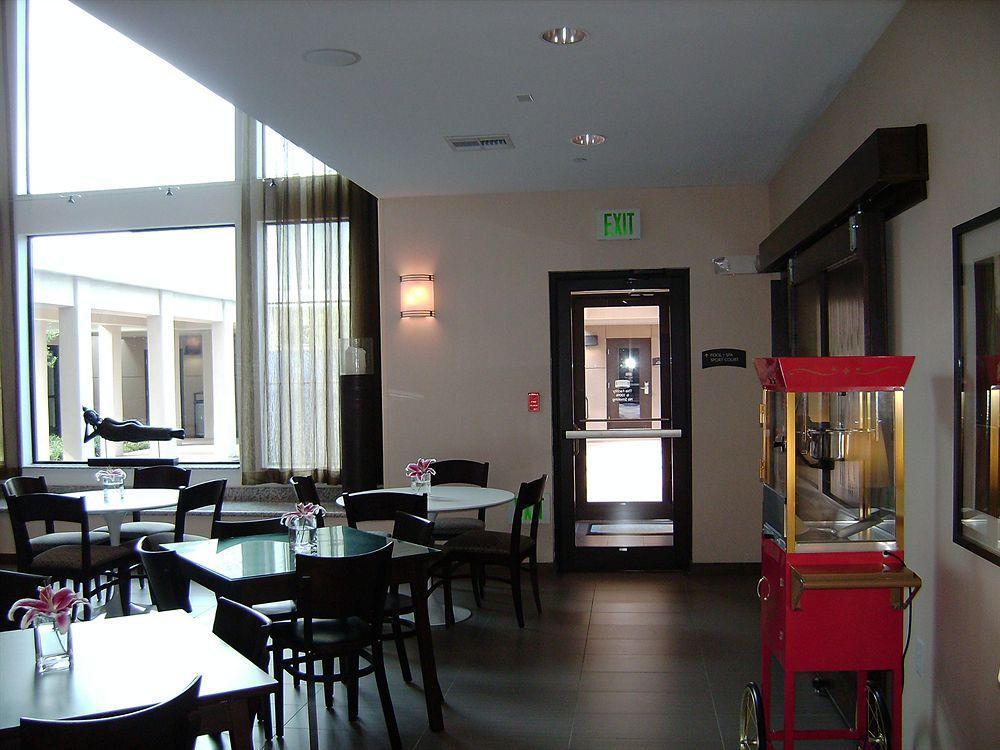 Staybridge Suites Plano - Richardson Area By Ihg Restaurace fotografie